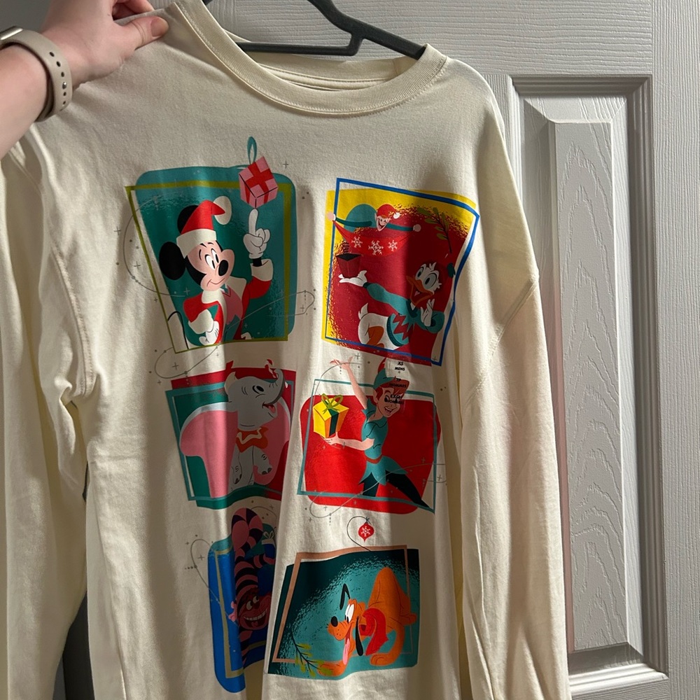 WALT DISNEY WORLD never worn XS long sleeve